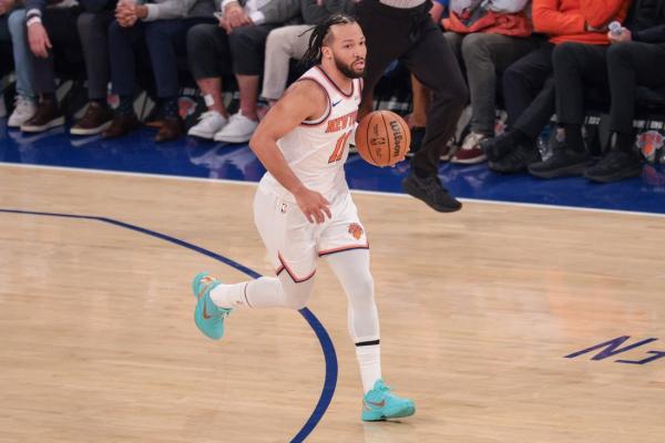 Knicks tangle with Rockets in latest chance to prove contender status