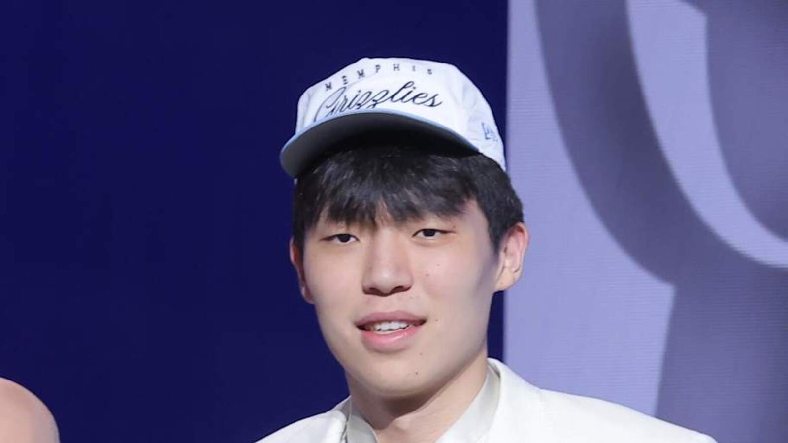 Blazers Aren't Listening to Yang Hansen Critics