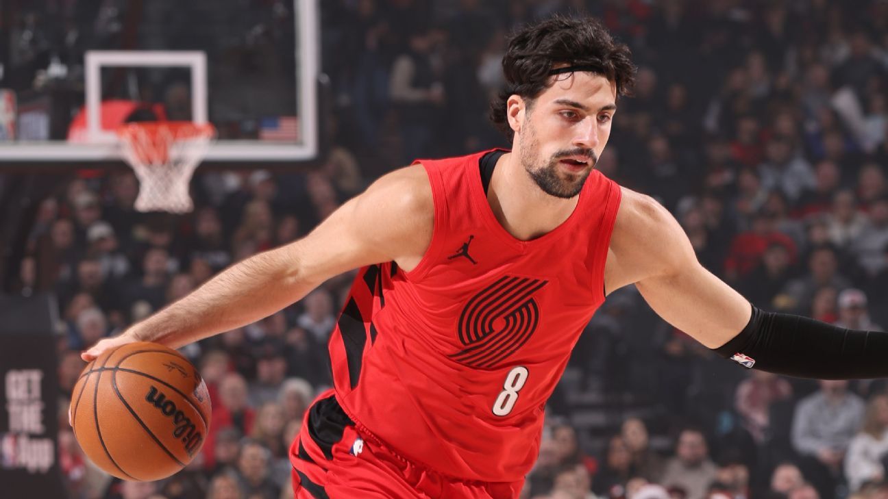 Blazers' Deni Avdija exits vs. Suns with lower back injury