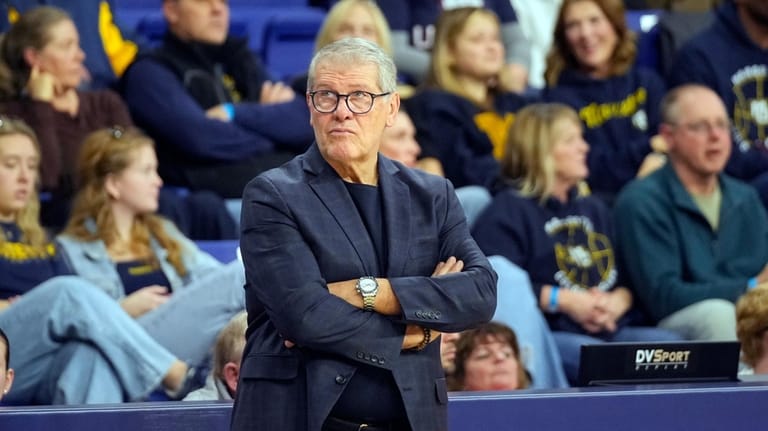 UConn head coach Geno Auriemma looks on during the second...