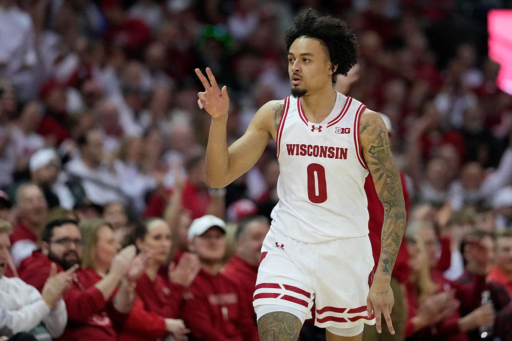 Wisconsin Badgers vs. Iowa Hawkeyes prediction, pick for NCAAM on Sunday 2/22/26