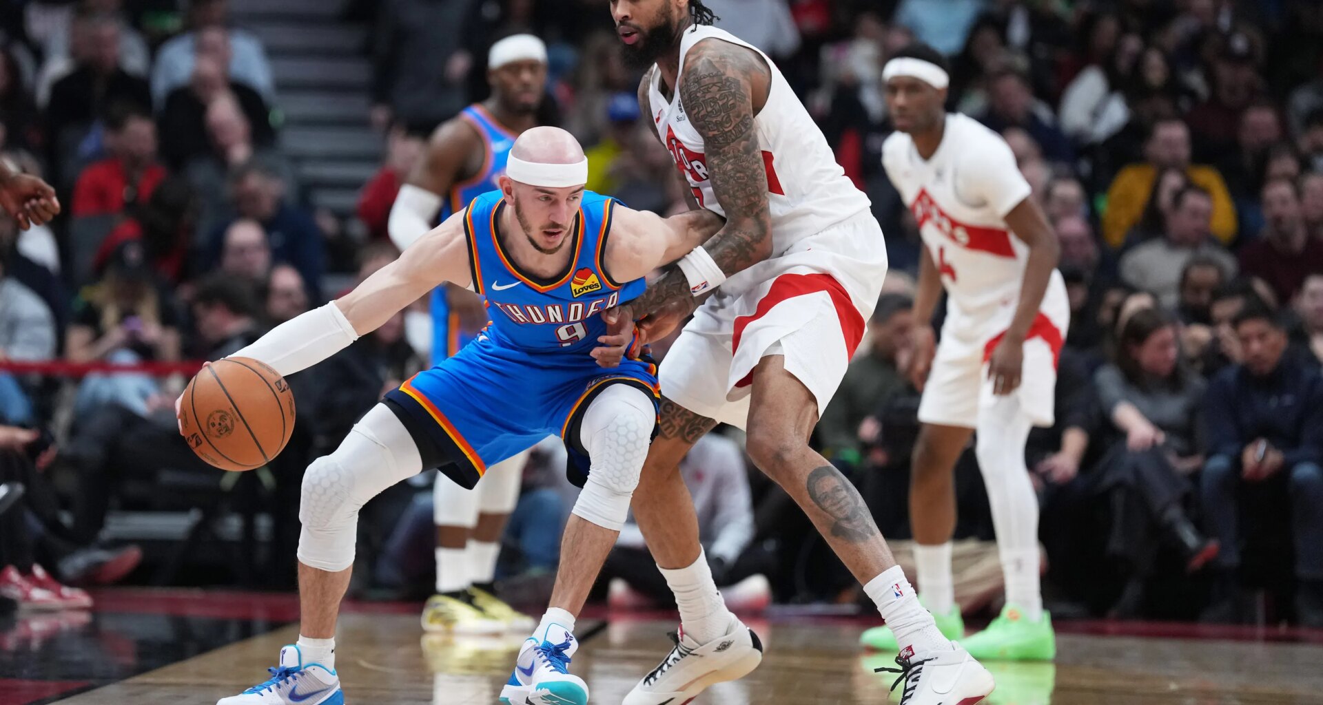 Best images from Thunder's 116-107 win over Raptors