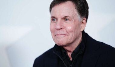 Reunion game: Costas, Collins, Fratello and more NBC voices reunite for 76ers-Spurs game Tuesday