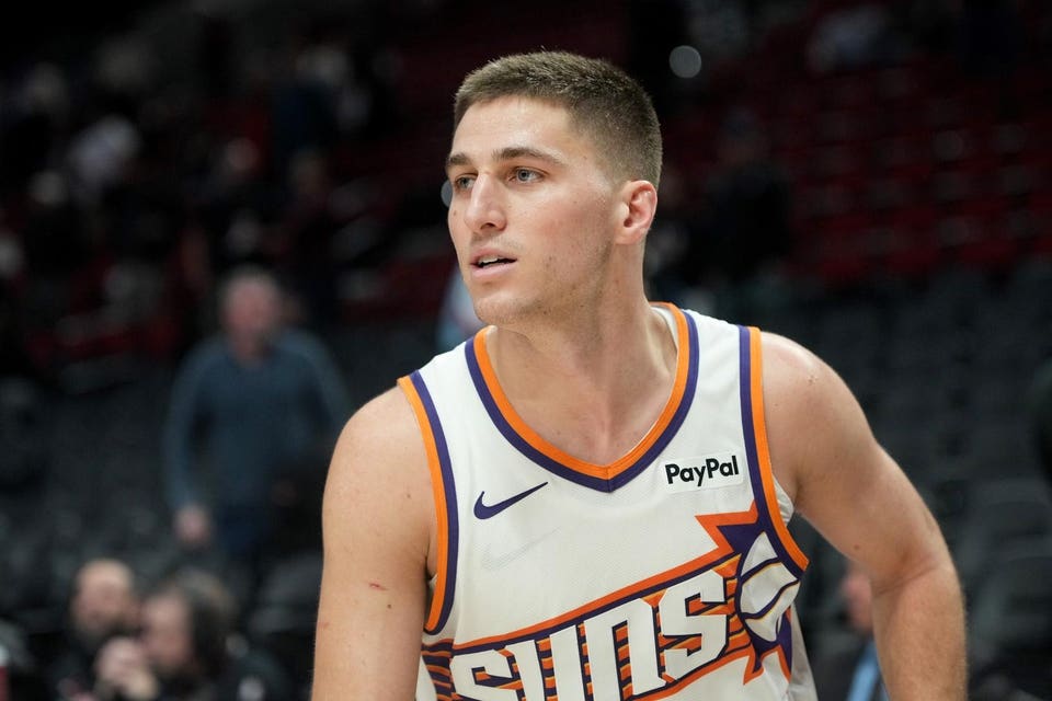 Phoenix Suns v Portland Trail Blazers