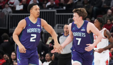 Miller, Knueppel lead Charlotte past Chicago 131-99 for 8th straight road win