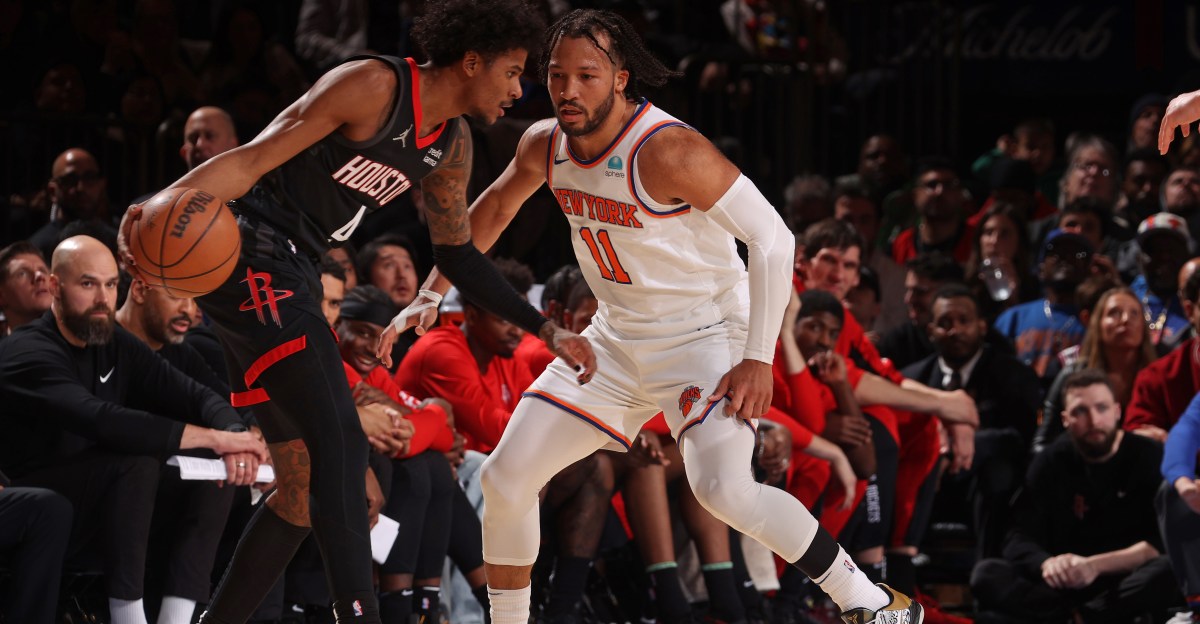 Rockets crumble late against Knicks, fall 108-106