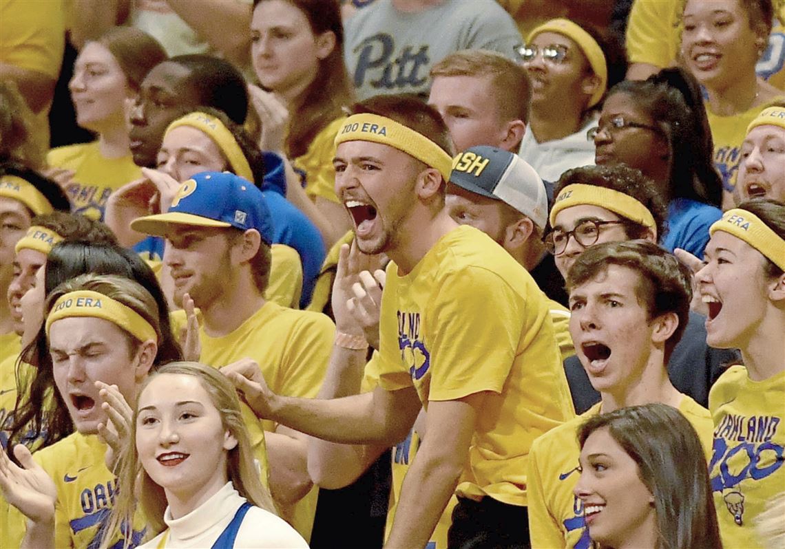 Oakland Zoo at 25: From humble beginnings to one of college basketball's rowdiest student sections