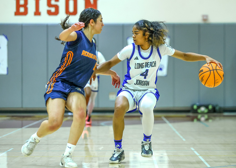 Jordan Closes Out Roosevelt Behind Lorn’s Second-Half Outburst – The562.org