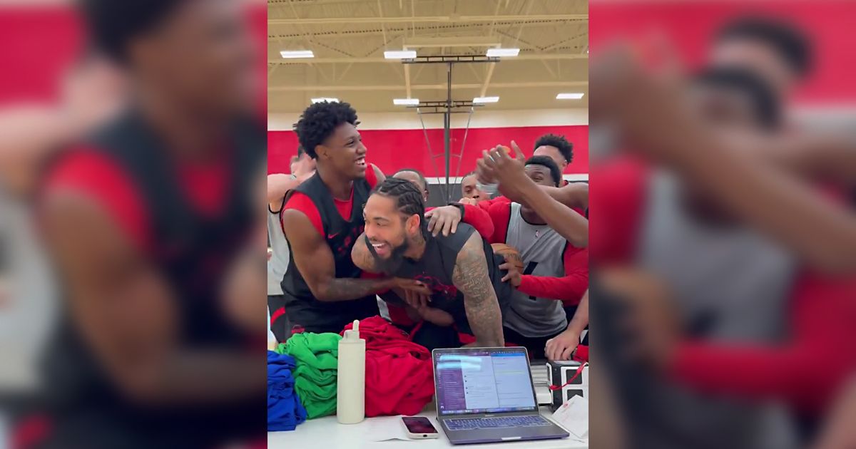 Toronto Raptors players swarm teammate celebrating surprise All-Star roster addition