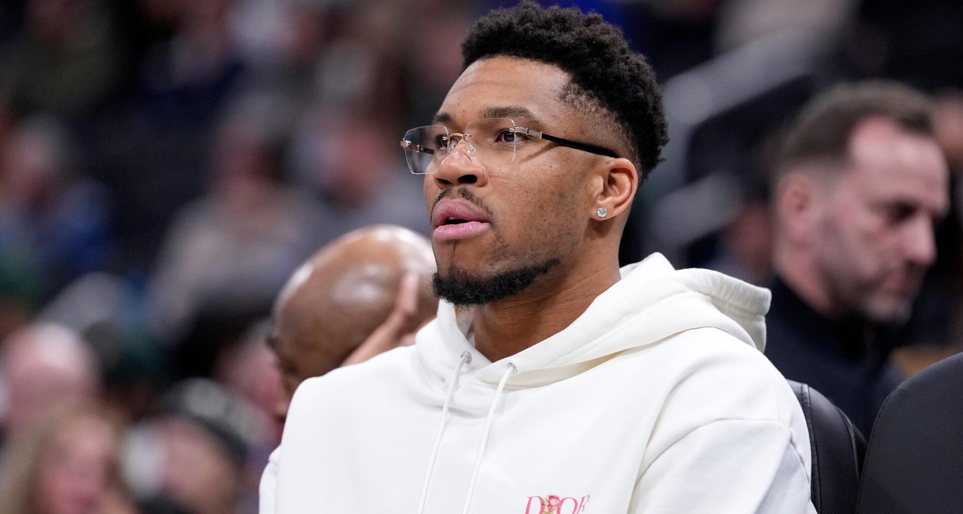 New Giannis Trade Rumors on Heat, Cavs, Blazers, Bucks After Warriors, T-Wolves' Deadline Deals