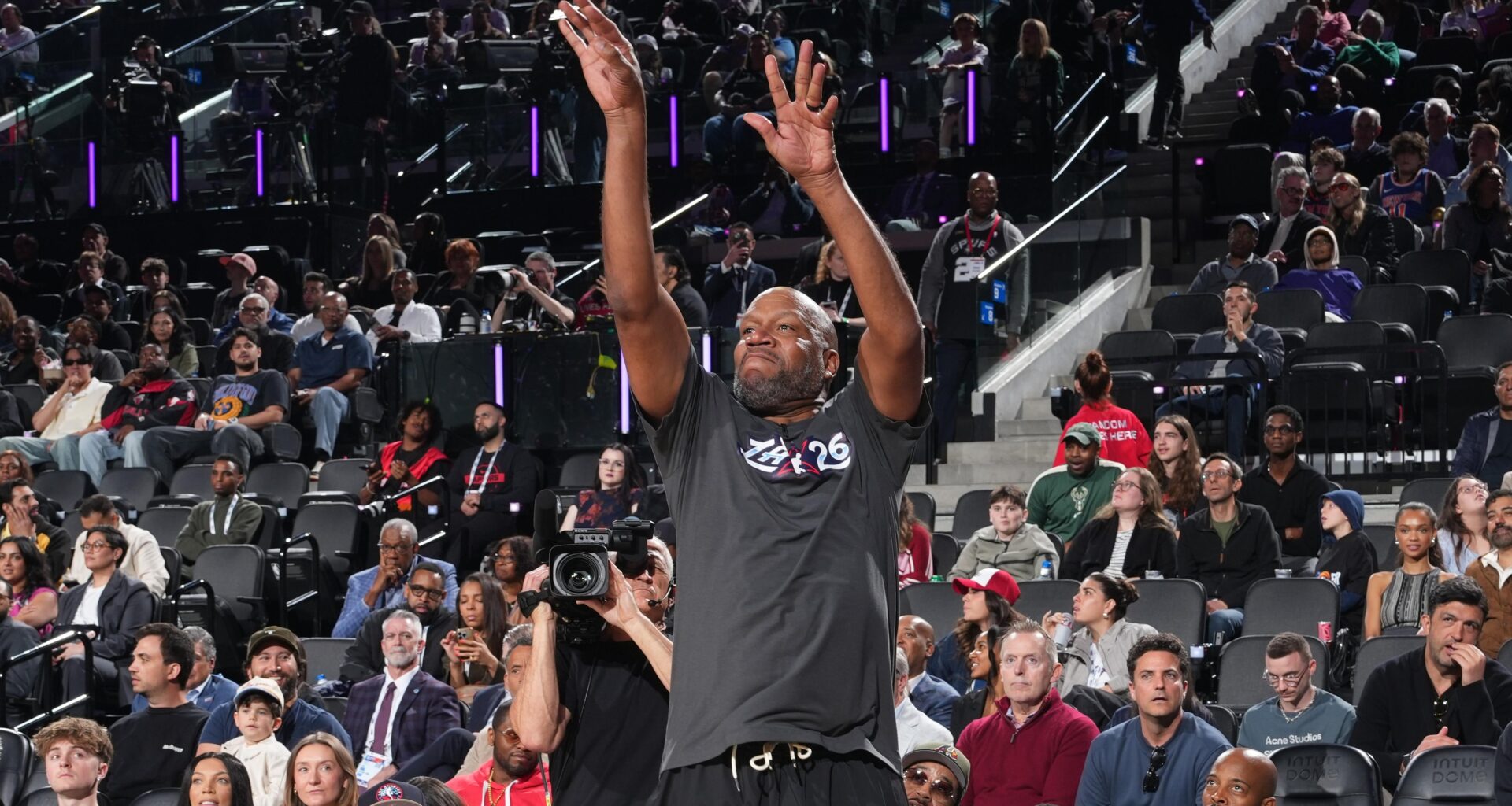 Ron Harper Shades LeBron James About Parenting In Trending Video During NBA All-Star Weekend
