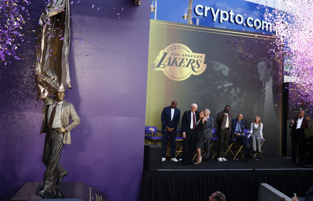 Miami Heat President Pat Riley has Los Angeles Lakers statue