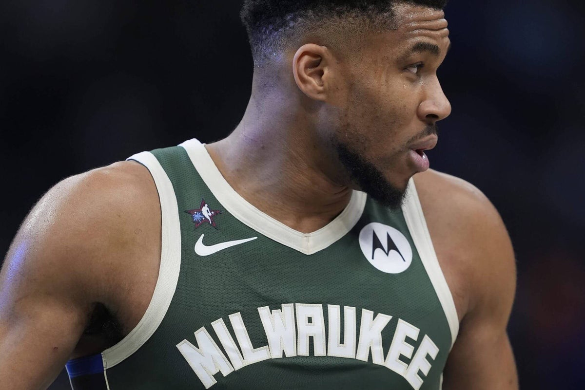 For Giannis, Bucks stick to Plan A(ntetokounmpo), but it’s about to get complicated … again