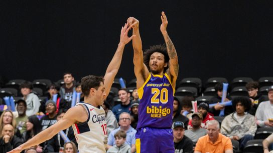 South Bay Lakers’ depth fuels fourth quarter rally in 128-116 win over San Diego Clippers
