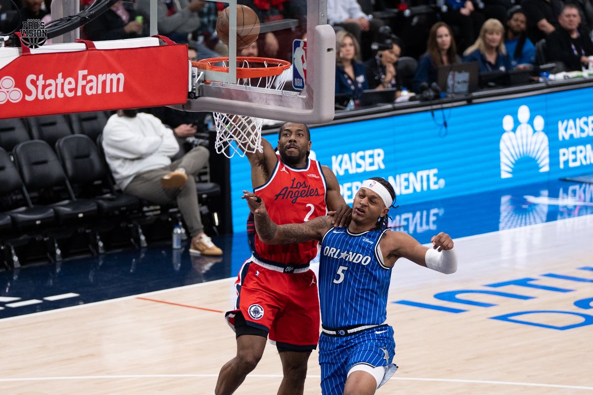 Los Angeles Clippers Guard Kawhii Leonard (2) attacks the rim and dunks during a NBA game against the Orlando Magic on Sunday, February 22, 2026 at Intuit Dome in Inglewood Calif