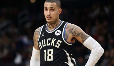 Giannis Antetokounmpo's future clouds Bucks' game at Pelicans