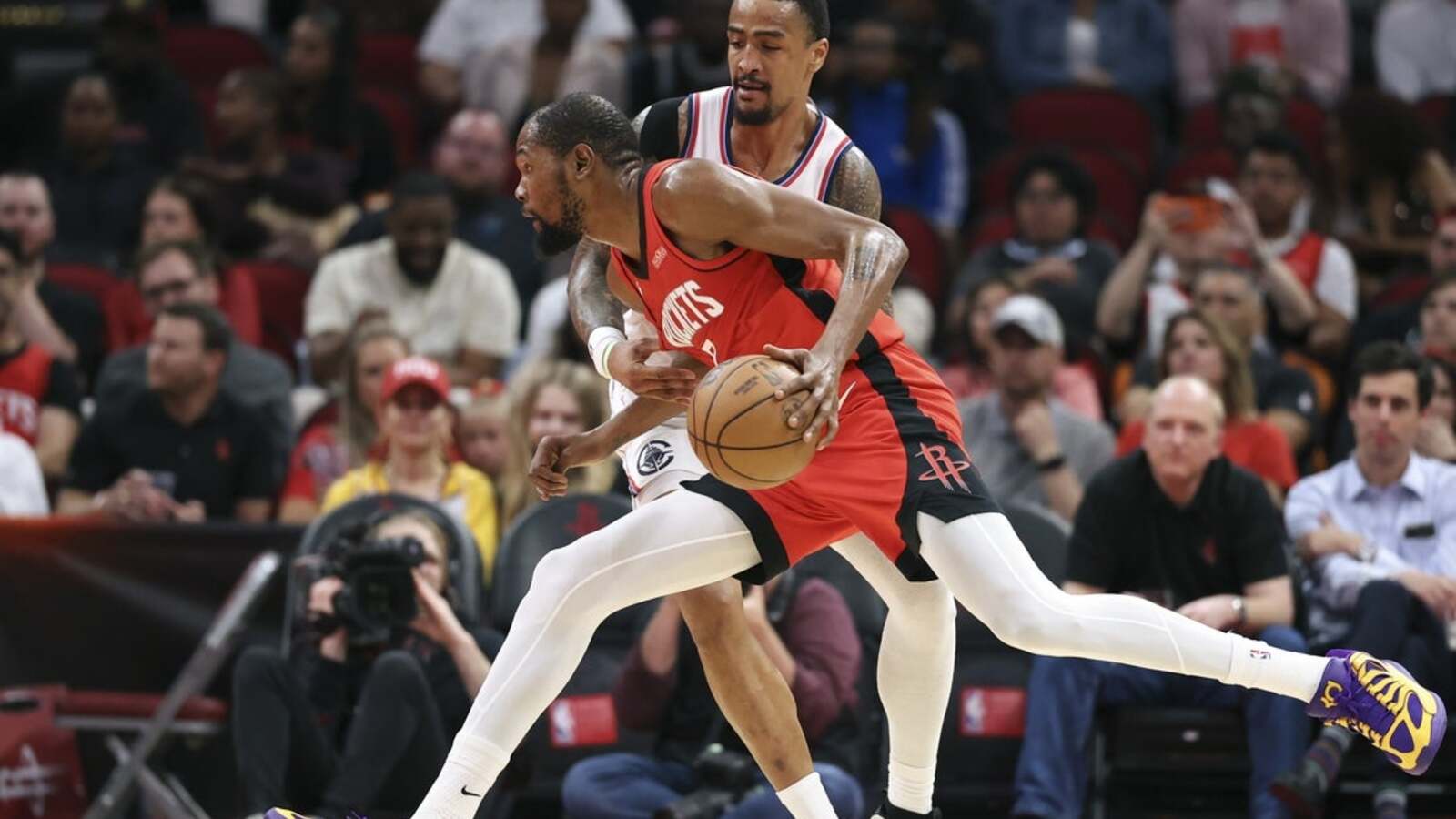 Strong fourth quarter elevates Rockets past Clippers