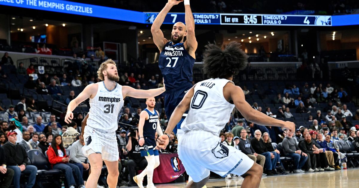 Grizzlies snap a 6-game losing streak with a 137-128 victory over the Timberwolves :: WRAL.com