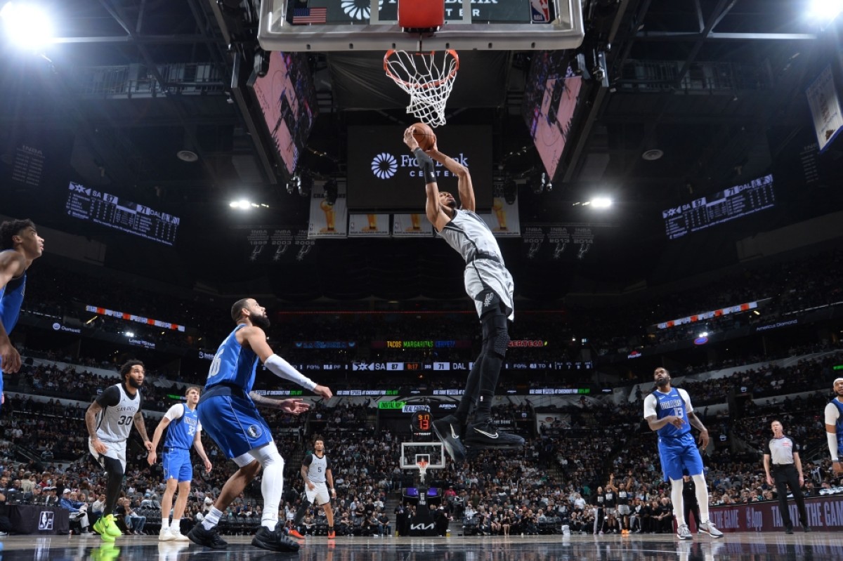 SAN ANTONIO:  Victor Wembanyama #1 of the San Antonio Spurs dunks the ball during the game against the Dallas Mavericks on February 7, 2026 at the Frost Bank Center in San Antonio, Texas. – AFP