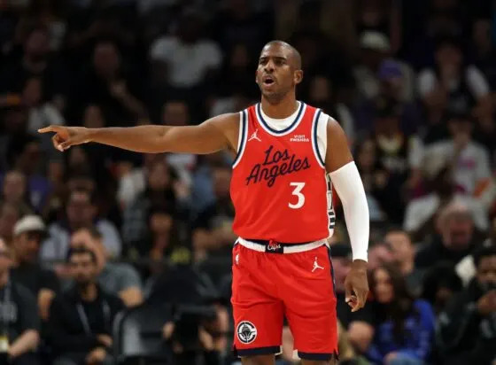 Los Angeles Clippers guard Chris Paul (3) against the Phoenix Suns in the first half at the Mortgage Matchup Center on Nov 6, 2025.