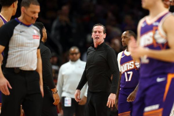 NBA fines Cavaliers coach Kenny Atkinson $50K for behavior toward officials
