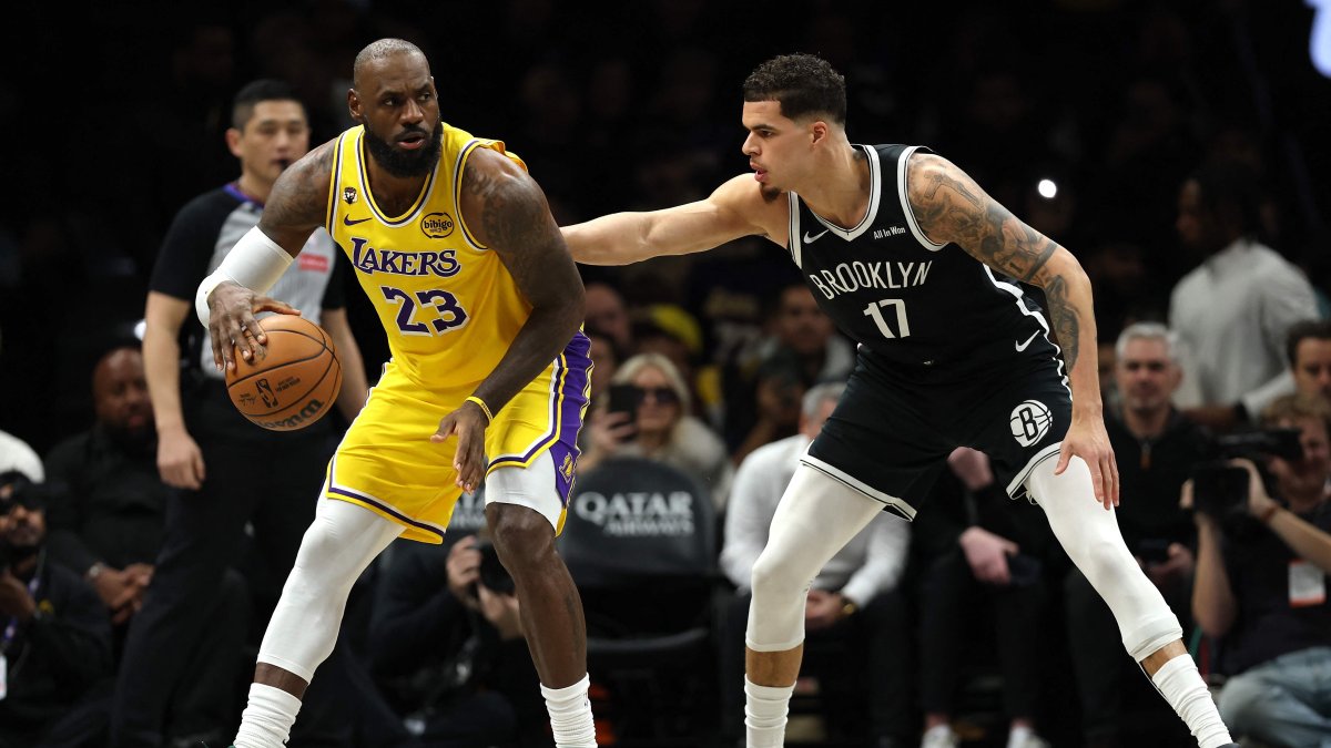 LeBron, Lakers roll past Nets as Bronny makes late cameo