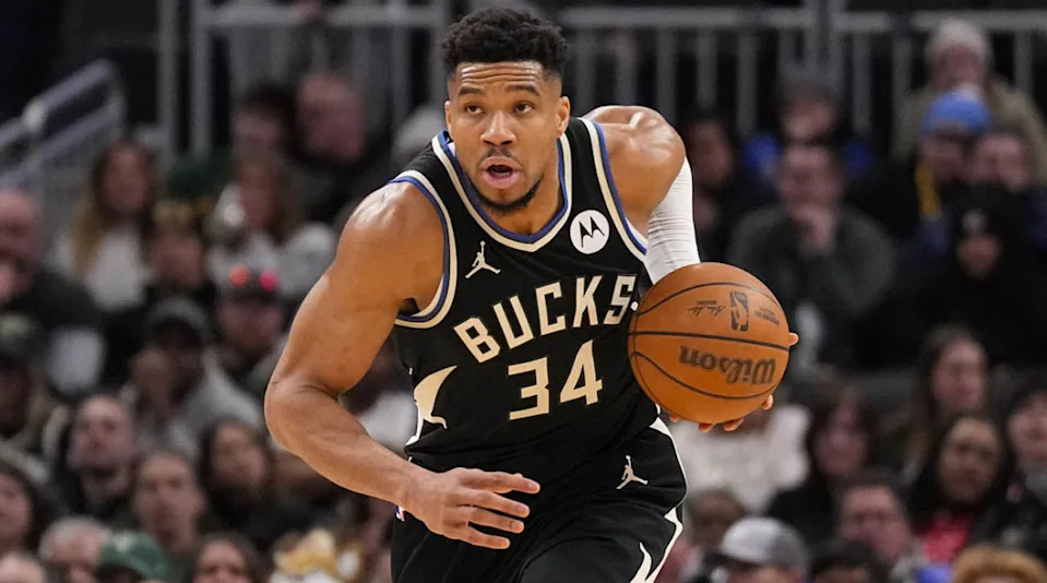 Milwaukee Bucks forward Giannis AntetokounmpoJeff Hanisch-Imagn Images