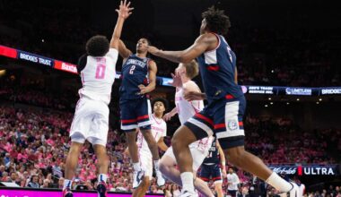 No. 2 UConn pulls away late in 1st half on way to 85-58 rout of struggling Creighton | Basketball