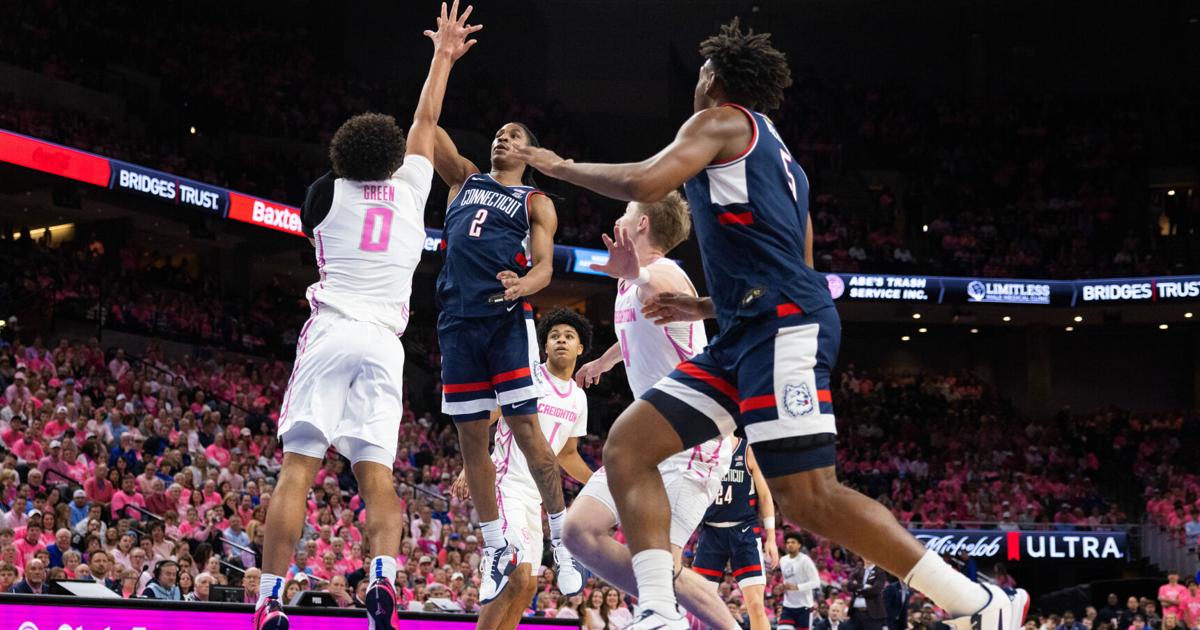 No. 2 UConn pulls away late in 1st half on way to 85-58 rout of struggling Creighton | Basketball