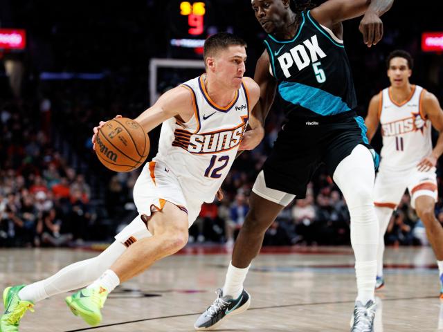 Gillespie scores 30 as Suns top Trail Blazers 130-125 :: WRALSportsFan.com