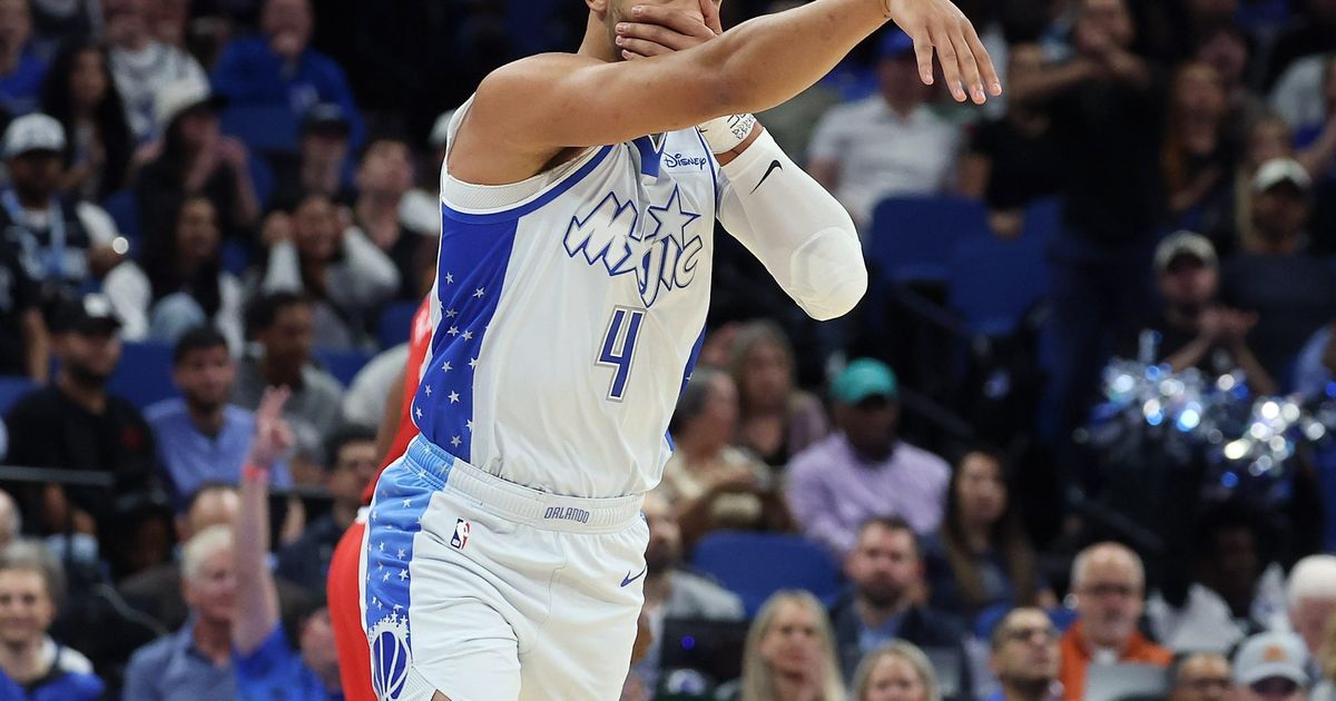 Orlando's Jalen Suggs, former GU star, records first NBA triple-double