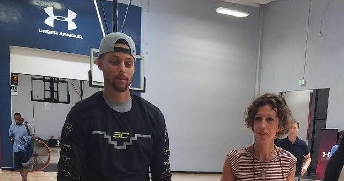 Former Coug, S-R reporter whose sports writing career has encompassed Olympics, interviewing sports legends gears up for Super Bowl