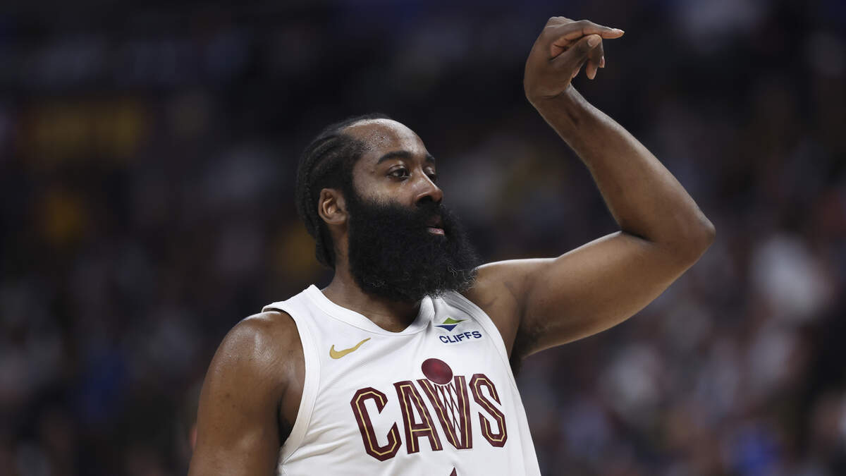 CAVS WIN Some Gold Nuggets In Denver - 119-117