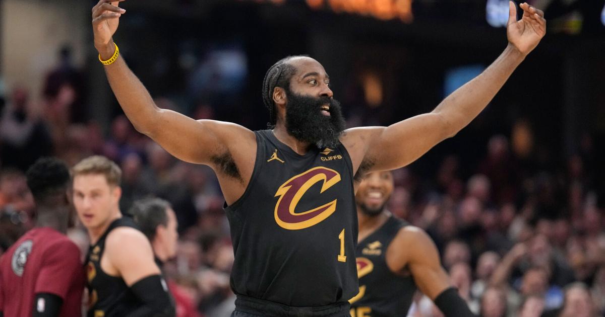 Harden turns playmaker in Cavaliers' home debut as Cleveland routs the Wizards | National Sports