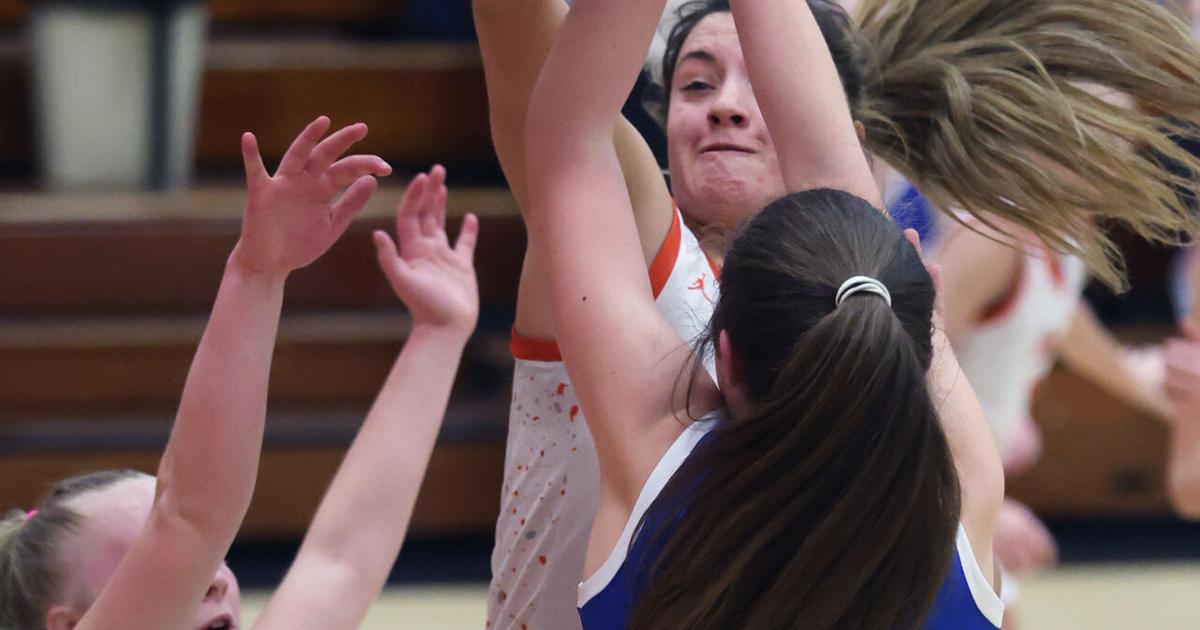 Class 1A girls basketball playoffs begin | High School Sports