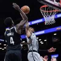 Spurs roll to 11th straight NBA victory, Rockets' Durant hits milestone | Nation