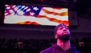 Dallas Mavericks trading Anthony Davis, others to Washington Wizards in massive deal