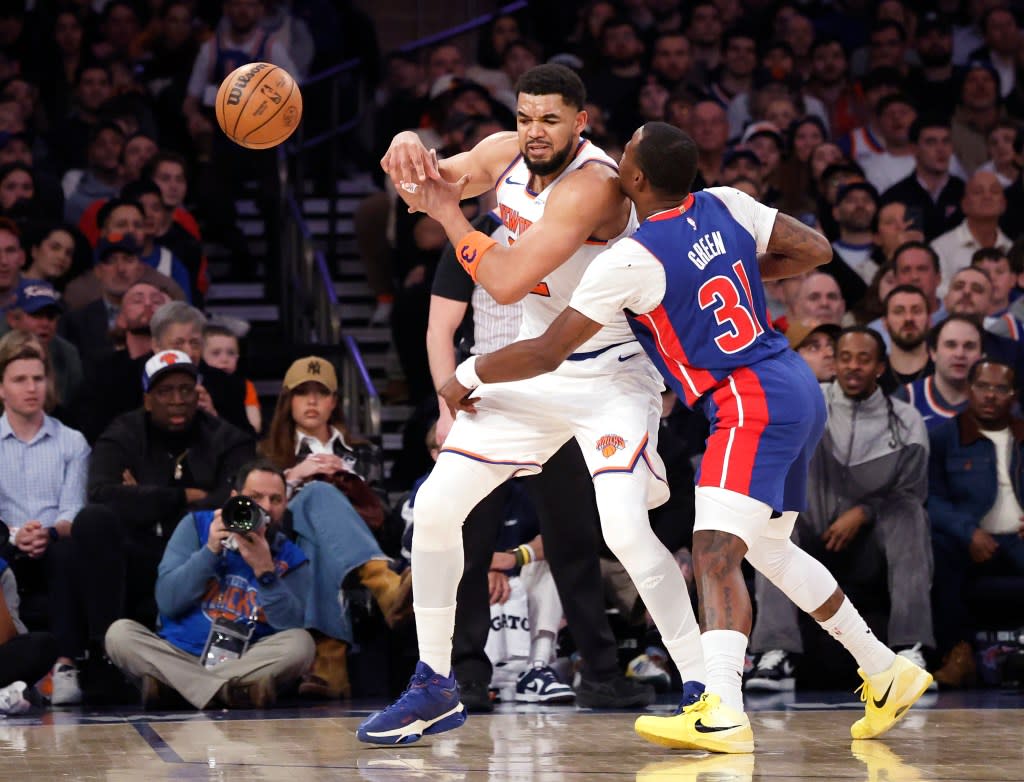 Javonte Green knocks the ball away from Karl-Anthony Towns during the Knicks’ Feb. 20 loss to the Pistons. Robert Sabo for the NY Post