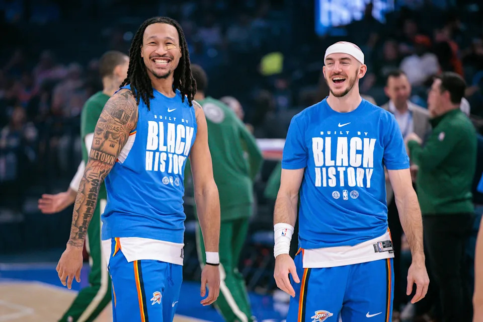 OKLAHOMA CITY, OKLAHOMA - FEBRUARY 12: Jaylin Williams #6 and Alex Caruso #9 of the Oklahoma City Thunder look on prior to the game against the Milwaukee Bucks at Paycom Center on February 12, 2026 in Oklahoma City, Oklahoma. NOTE TO USER: User expressly acknowledges and agrees that, by downloading and or using this photograph, User is consenting to the terms and conditions of the Getty Images License Agreement. (Photo by William Purnell/Getty Images)