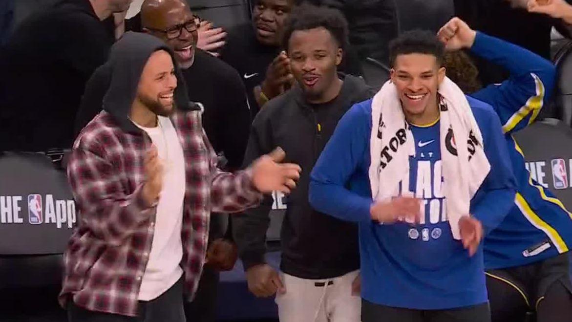 Warriors erase 14-point deficit in the fourth quarter to beat the Suns 101-97