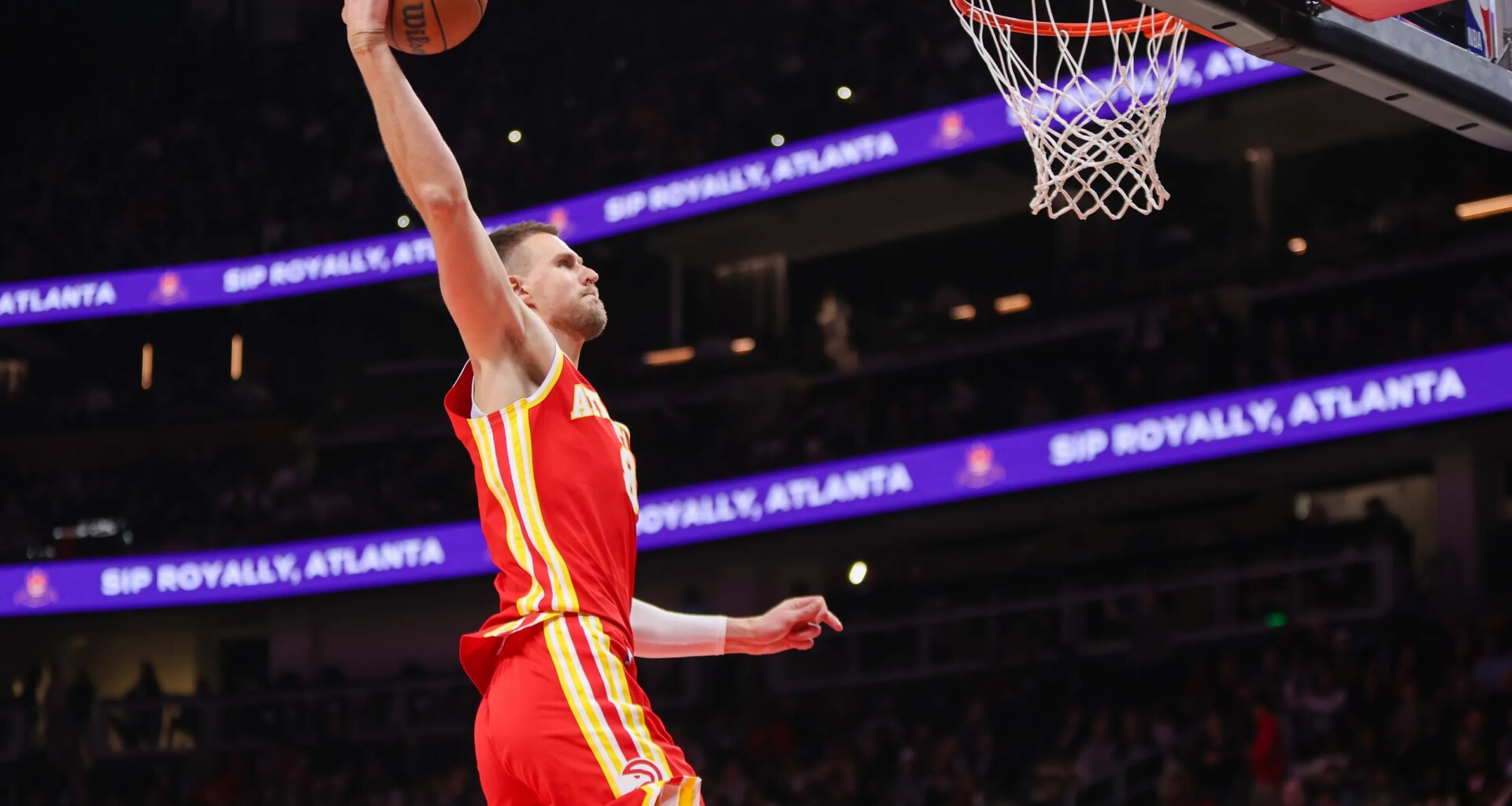 Social media reacts to Warriors-Hawks blockbuster trade