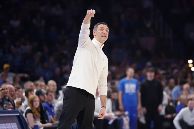 Feb 7, 2026; Oklahoma City, Oklahoma, USA; Oklahoma City Thunder Head Coach Mark Daigneault gestures to his team as they play against the Houston Rockets during the first half at Paycom Center. Mandatory Credit: Alonzo Adams-Imagn Images
