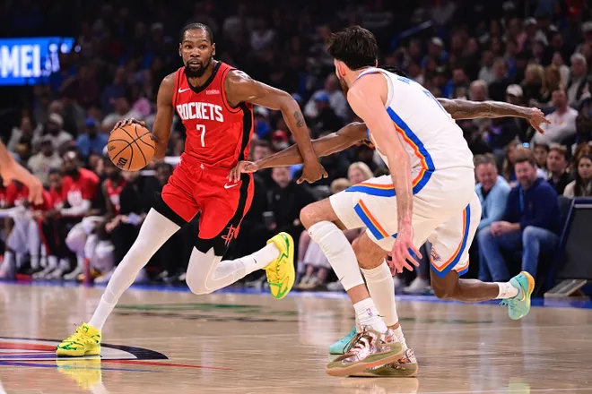 OKLAHOMA CITY, OKLAHOMA - FEBRUARY 7: Kevin Durant #7 of the Houston Rockets handles the ball during the first half against the Oklahoma City Thunder at Paycom Center on February 7, 2026 in Oklahoma City, Oklahoma. NOTE TO USER: User expressly acknowledges and agrees that, by downloading and or using this photograph, User is consenting to the terms and conditions of the Getty Images License Agreement. (Photo by Joshua Gateley/Getty Images)