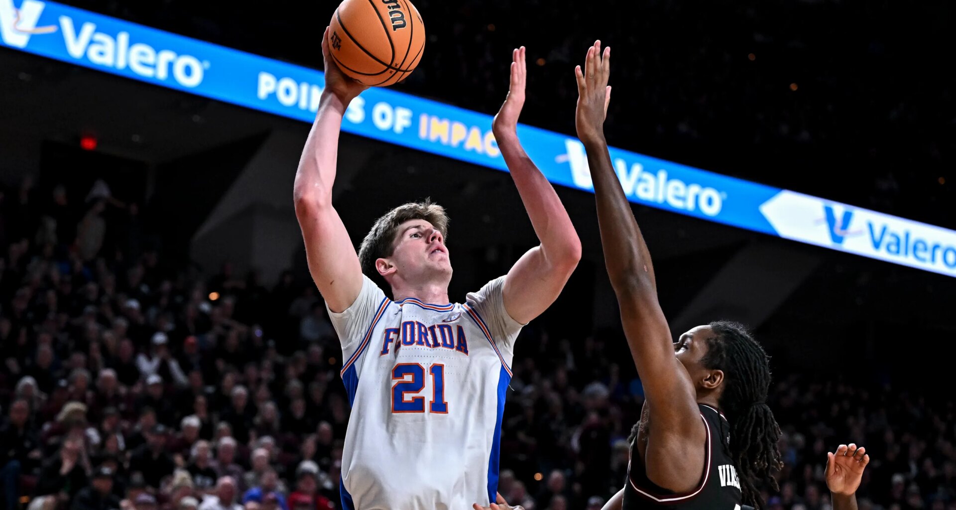 Florida basketball moves up ESPN Power Rankings, Alex Condon featured