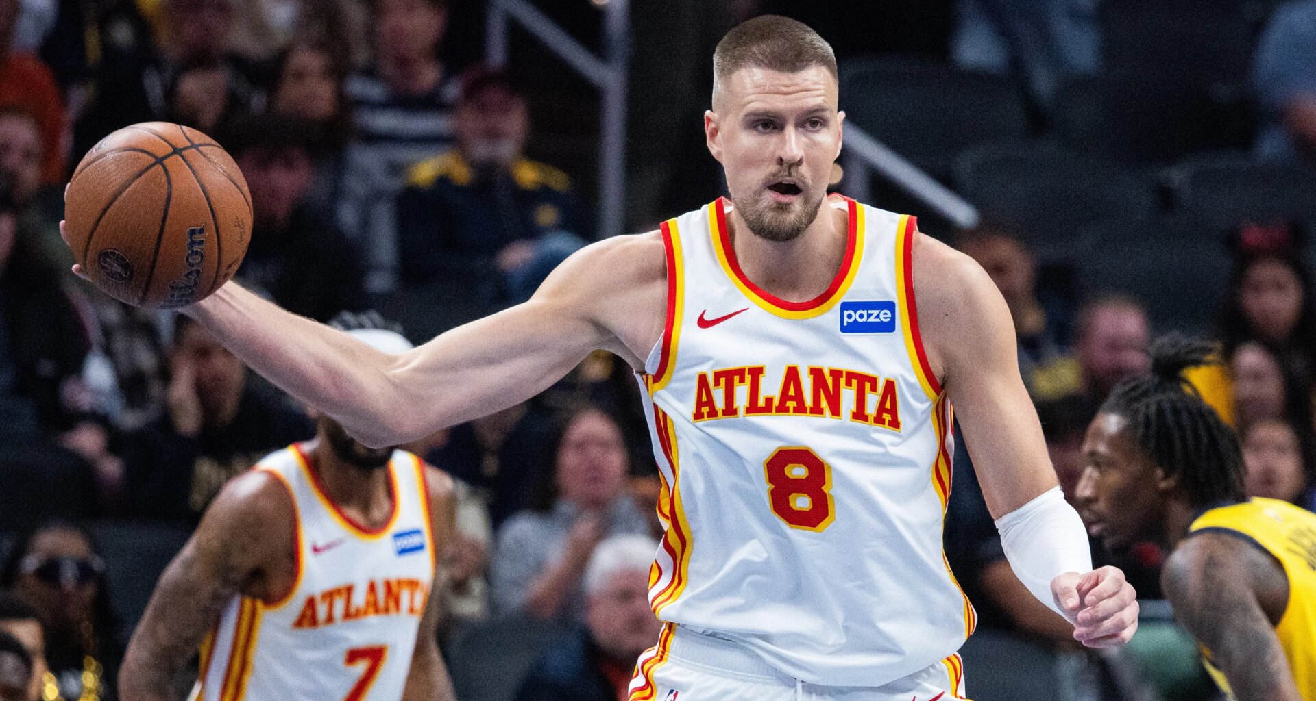 Warriors' Kristaps Porzingis brushes off talk of impending free agency