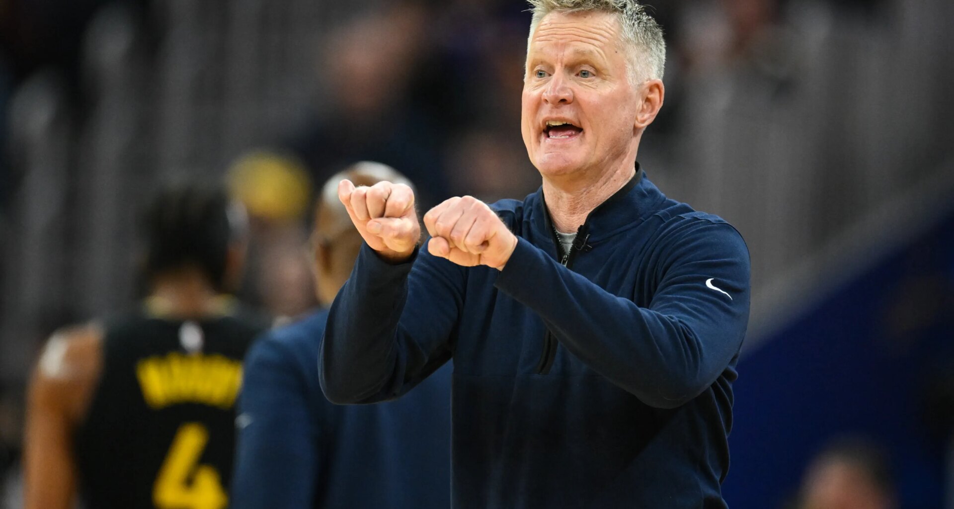 Warriors post fourth-quarter highlights from comeback win over Memphis