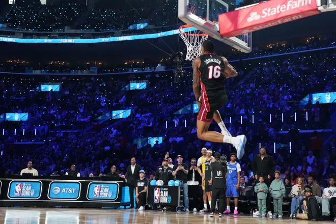 Feb 14, 2026; Los Angeles, CA, USA; Miami Heat forward Keshad Johnson (16) competes in the slam dunk contest during the 2026 NBA All Star Saturday Night at Intuit Dome. Mandatory Credit: Kirby Lee-Imagn Images