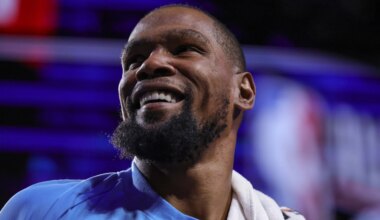 Rockets star Kevin Durant on West playoff race