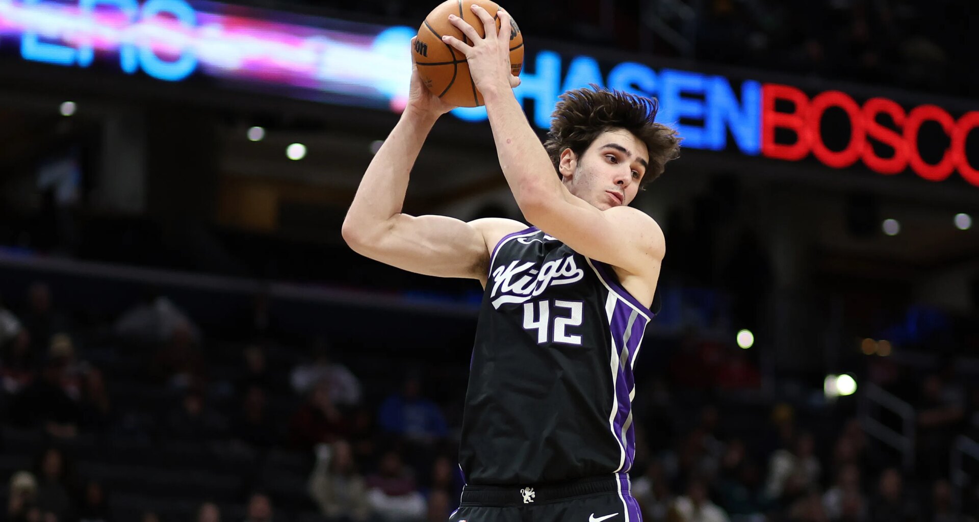 Maxime Raynaud gave honest take amid record losing streak