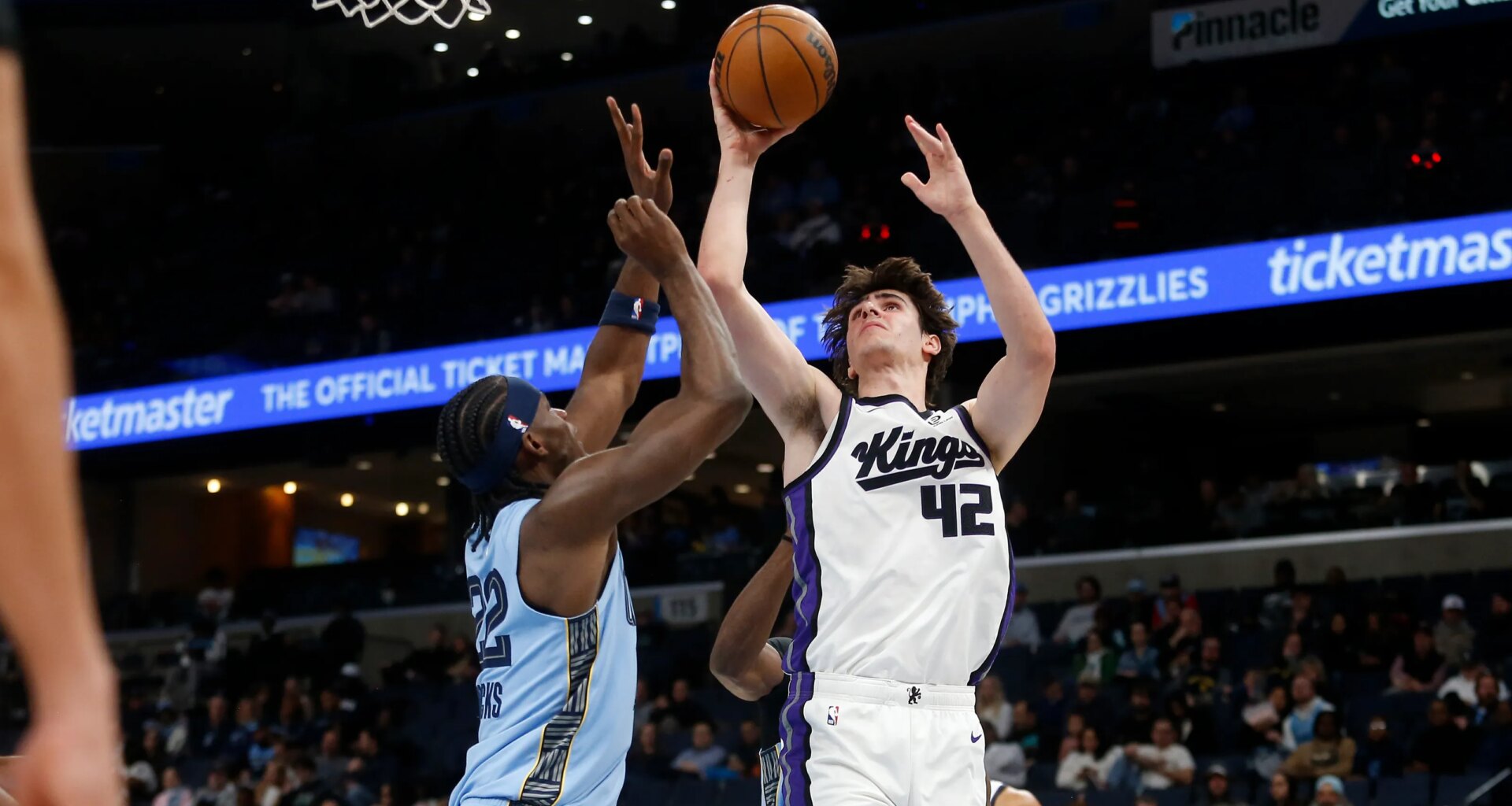 Maxime Raynaud praised after rookie-leading double-double